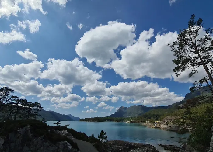 Fjordferie Villa Ropeid